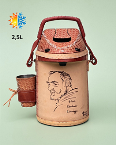 Garrafa térmica de couro São Padre Pio - 2,5 litros