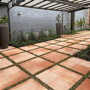 Piso de Arenito Vermelho 45 X 45cm - M²