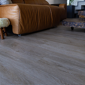 Piso Vinílico Pecan 22,86cm x 121,92cm - M²