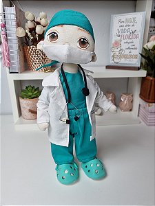 Boneca Mascotinha Profissões Médica/Médico - Sob Encomenda