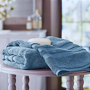 Toalha De Banho Grande Premier Collection Member's 147x 76cm