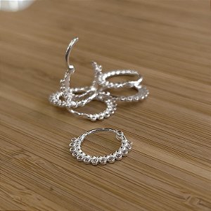 Piercing Cravejado com Zircônias Prata 925 - 16mm - Daith - Hélix - Septo - Cartilagem