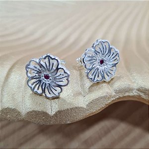 Brincos Flor com Pedra Vermelha Prata 925 - BPR390