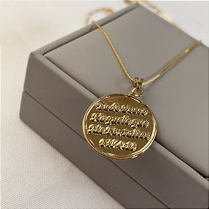Gargantilha Medalha "Tudo Posso Naquele que me Fortalece" Semijoia 18k - MC391
