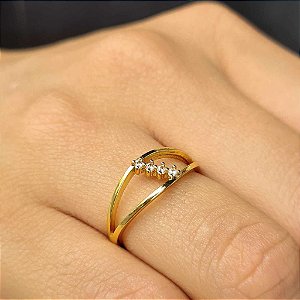 Anel com Zircônias Semijoias 18k - MA43