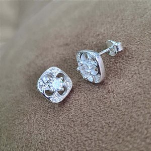 Brincos Flor com Zircônias Prata 925 - BPR450