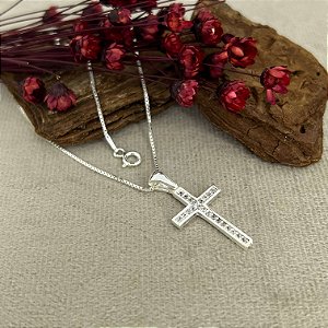 Gargantilha com Pingente Crucifixo com Zircônias 45cm - CPR465