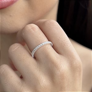 Anel Cravejado com Zircônias Prata 925 - APR220