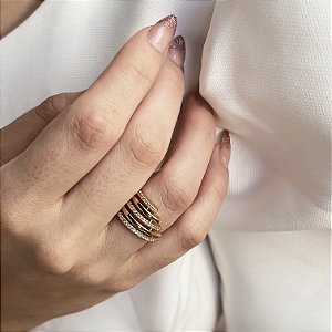 Anel com 3 Filetes Cravejados com Zircônias Semijoias 18k - MA118