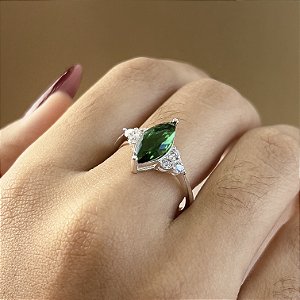 Anel com Pedra Verde Esmeralda Prata 925 - APR238