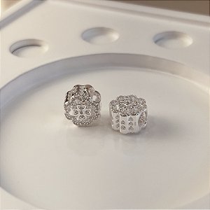 Berloque Separador Flor Cravejada com Zircônias Prata 925 - PDI130