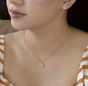 Conjunto Flor Cravejada com Zircônias Semijoia 18k - MCJ97