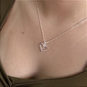 Gargantilha Coração Detalhado com Zircônias Prata 925 - CPR847