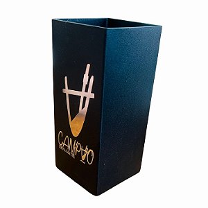 Copo Campão Inox quadrado preto com pintura texturizada.