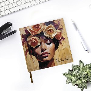 Caderno Quadrado Personalizado Mulher pintura 20x20 - Sem Pauta