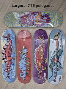 SKATE COMPLETO - KIT 2 - SHAPE 7,75, 8,0 ou 8,25 / RODAS 54mm