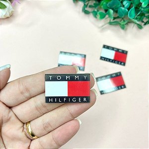 Aplique de Acrílico Fino Griffe Tommy - Unidade