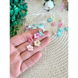 Entremeio Flor de Plástico Passante Colorido 8mm - 20g