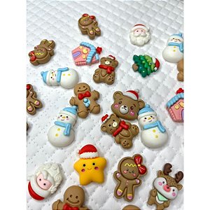 Coleção Natal: Aplique de Resina Natal 3cm - 10 unidades mistas