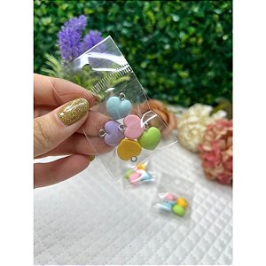 Pingente de Resina Mini Coração - 5 Unidades Sortidas