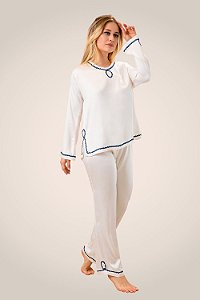 Pijama manga comprida e calça comprida em viscose acetinada pesada (seda) da linha FROYEN