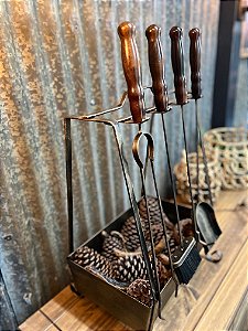Kit de Limpeza para Lareira com Lenheiro - Cabo Madeira