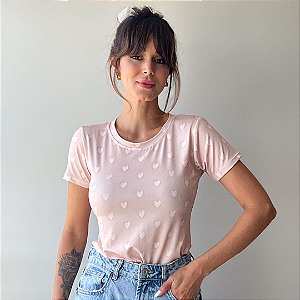 TSHIRT BASIC TL CORAÇÕES ROSE