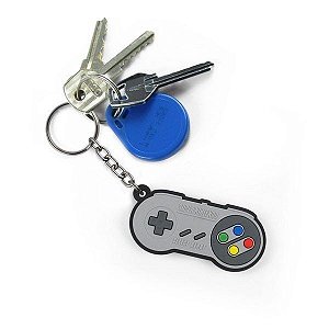 Chaveiro gamer emborrachado Controle 16-bits