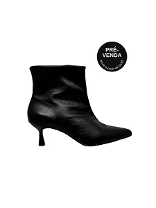 |PRÉ-VENDA| Alice Cano Curto - Bota Couro Bico Fino Salto Kitten Preto