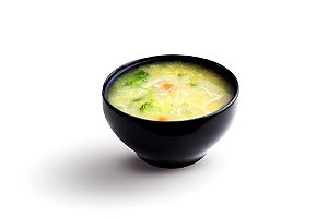 SOPA DE FRANGO COM LEGUMES