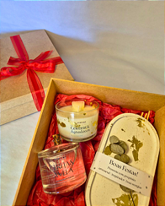 Kit Presente de Natal Celebrar e Agradecer com Vela + Difusor + Escalda-pés + Base + Caixa