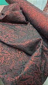 Jacquard Vermelho com Preto