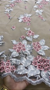 Tule Prata com Rosa Bordado Luxo