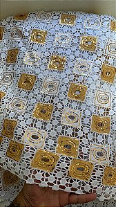 Africano Branco com Dourado Bordado*