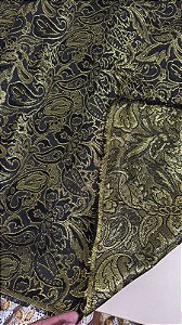 Jacquard Dourado com Preto