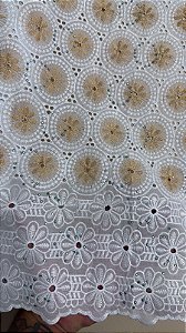 Africano Branco com Dourado Bordado