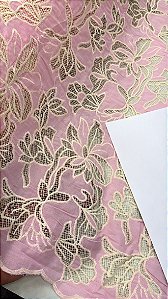 Rechilieu Rosa com Creme Bordado
