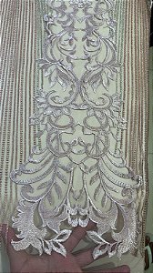 Tule Rose com Dourado Bordado