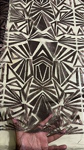 Tule Preto com Bronze