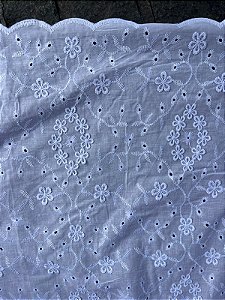 Lesse Branco Bordado