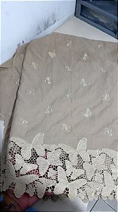 Retalho - Lesse Bege Barrado Borboleta