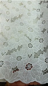 Rechilieu Branco Bordado