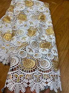 Africano Branco com Dourado Bordado Luxo