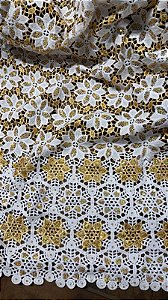 Africano Branco com Dourado Bordado Luxo