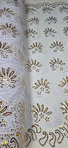 Africano Branco com Dourado Bordado Luxo