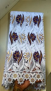 Africano Branco com Roxo Bordado Luxo