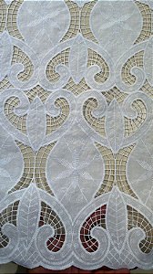 Rechilieu Branco Bordado