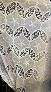 Rechilieu Branco Bordado