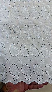 Lesse Branco Bordado