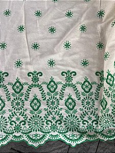 Linho Branco com Verde Bordado